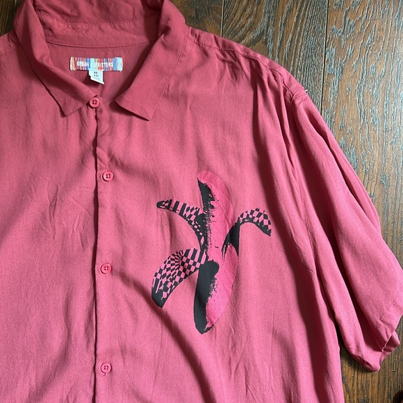 Urban Outfitters
Button Down Pop Art Men's Shirt XL - Picture 4 of 15